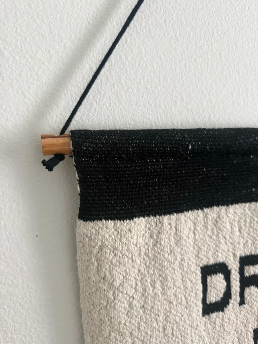 Neutral Black & Cream 